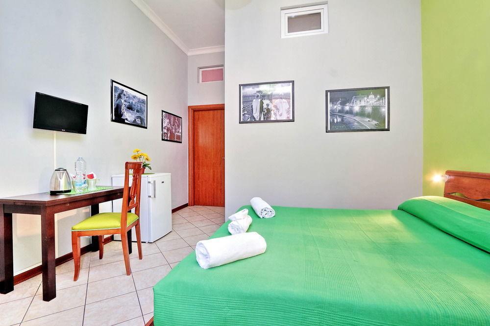 Lucky Domus Rooms Rome Buitenkant foto