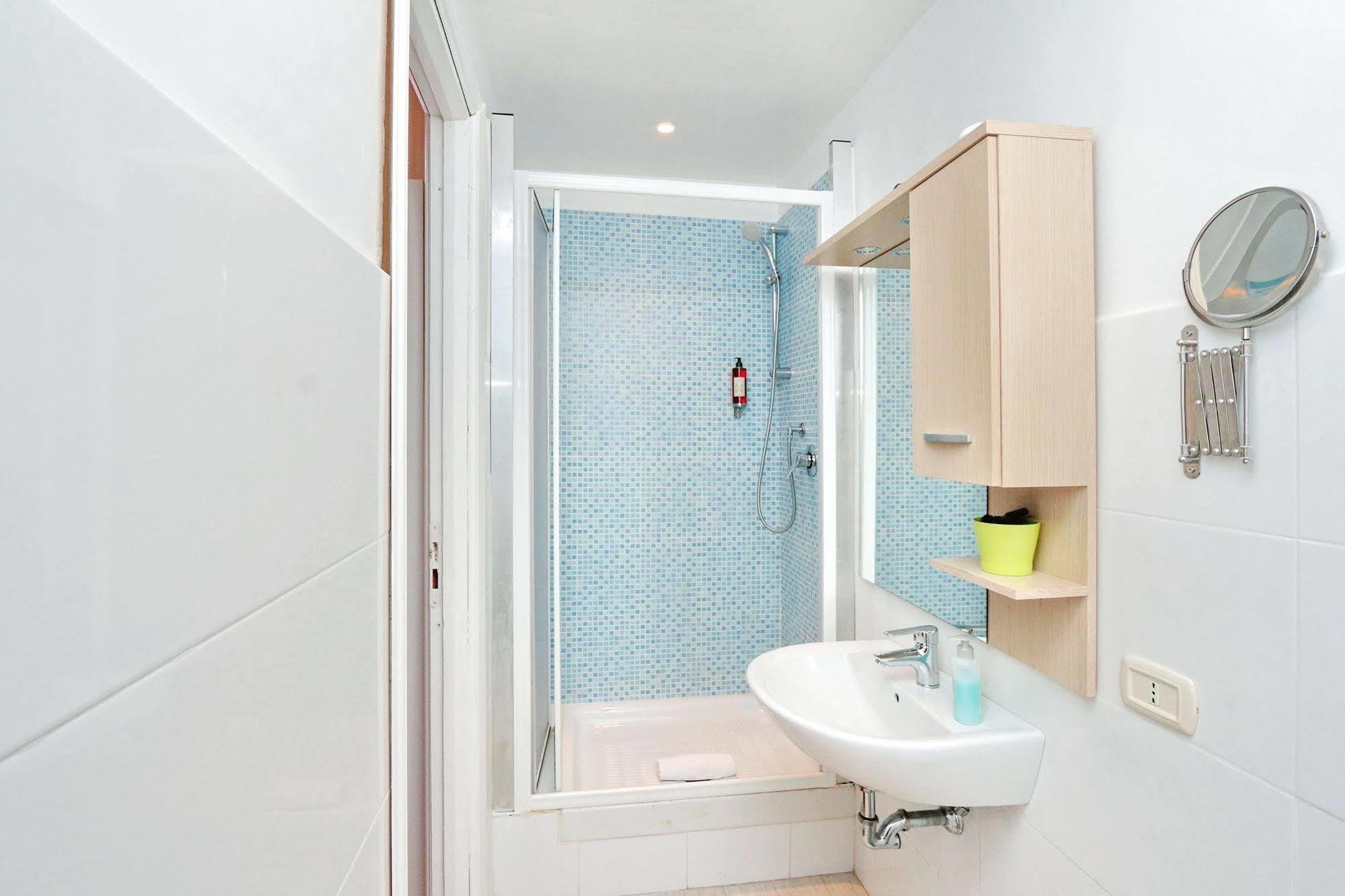 Lucky Domus Rooms Rome Buitenkant foto