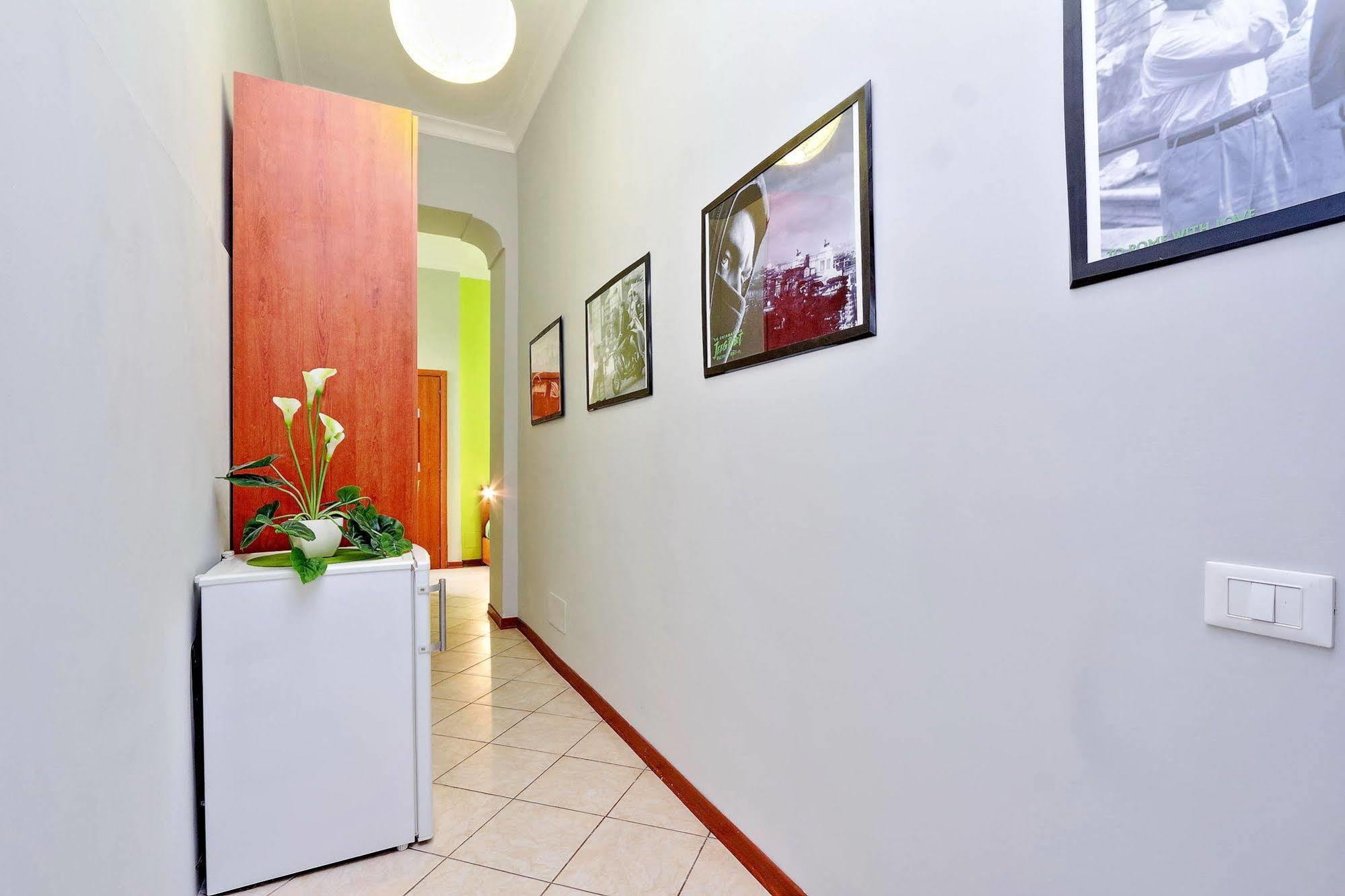 Lucky Domus Rooms Rome Buitenkant foto