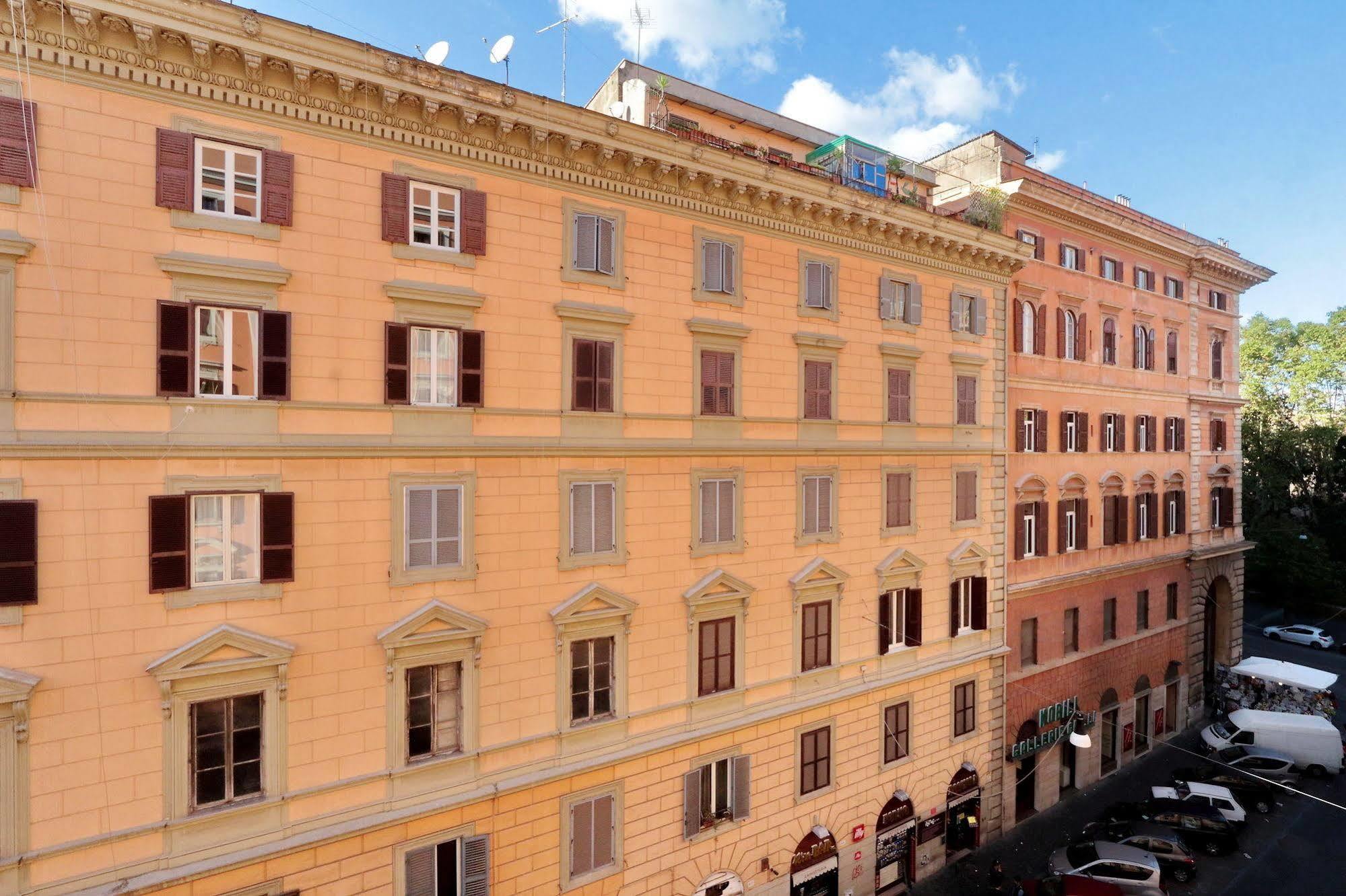 Lucky Domus Rooms Rome Buitenkant foto
